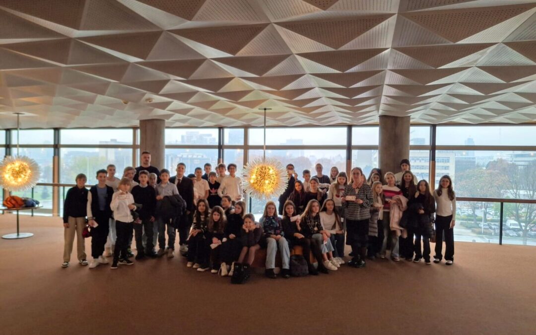 Školski sat s Ladom